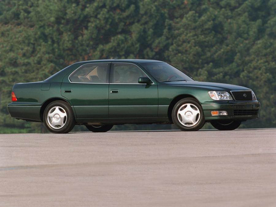  Lexus LS400 1997 года  (фото 14 из 16)
